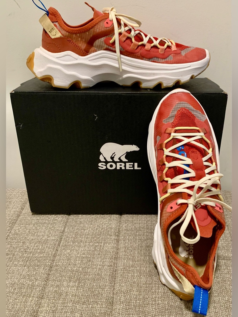 ⭐️Sorel Women's Kinetic Breakthru Tech Lace Red and Cream Sneakers⭐️